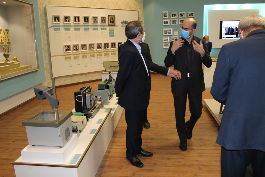 بازدید معاون پژوهش و فناوری دانشگاه فرهنگیان کشور از موزه دانشگاه فردوسی مشهد 13