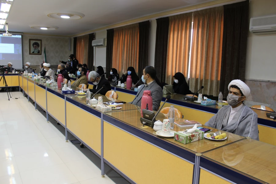 برگزاری دوره بهسازی و توانمند سازی مدیران گروه های آموزشی معارف و تربیت اسلامی در مشهد مقدس 10