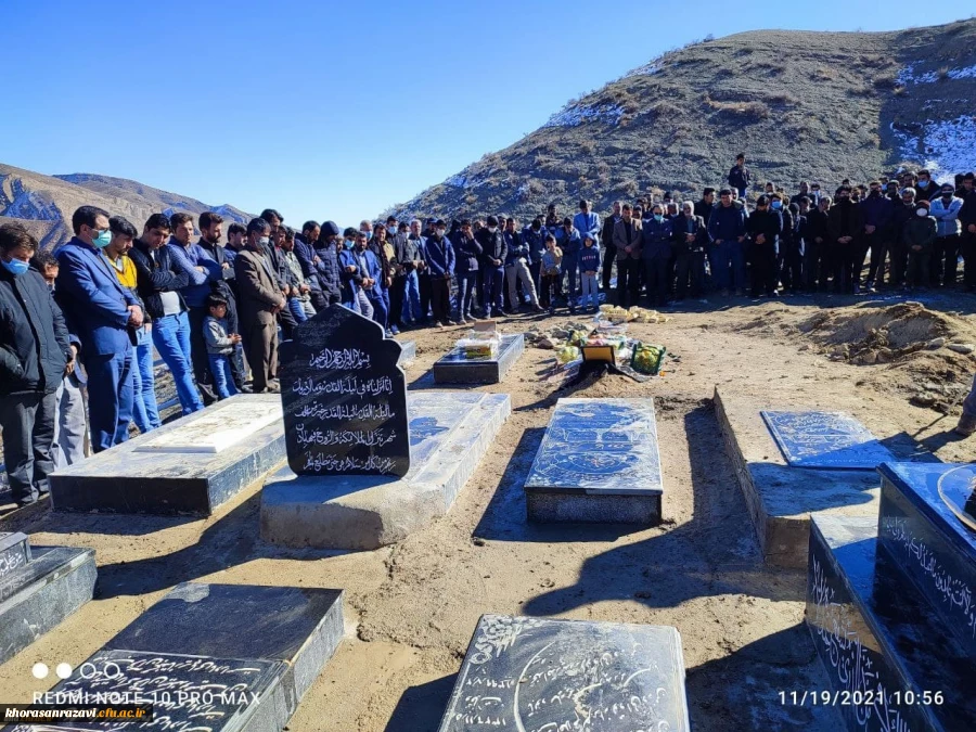 حضور مسئولان دانشگاه فرهنگیان خراسان رضوی و آموزش و پرورش استان در مراسم ترحیم دانشجوی فداکار زنده یاد محمد روانان 2