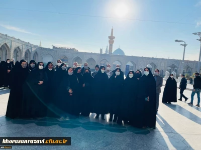 به مناسبت میلاد حضرت زینب(س) انجام شد؛

زیارت دسته جمعی کارکنان و اساتید پردیس شهید هاشمی نژاد 