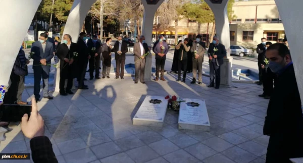 مراسم زیارت عاشورا و ادای احترام به مقام والای شهدا دانشگاه فرهنگیان خراسان رضوی