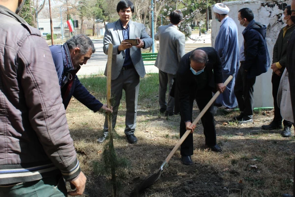کاشت نهال به نام شهدای دانشگاه فرهنگیان خراسان رضوی 10