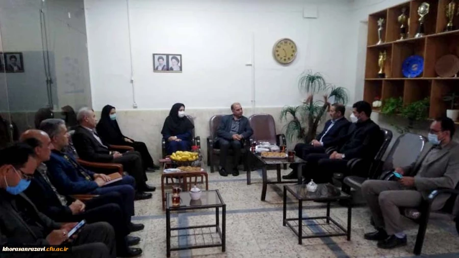 جلسه مشترک مسئولان دانشگاه فرهنگیان خراسان رضوی با فرماندار و مسئولان آموزش و پرورش شهرستان قوچان