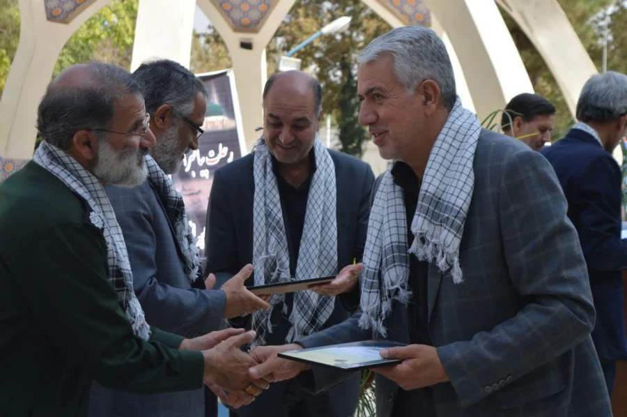 مراسم تجلیل از ایثارگران دانشگاه فرهنگیان استان خراسان رضوی  5