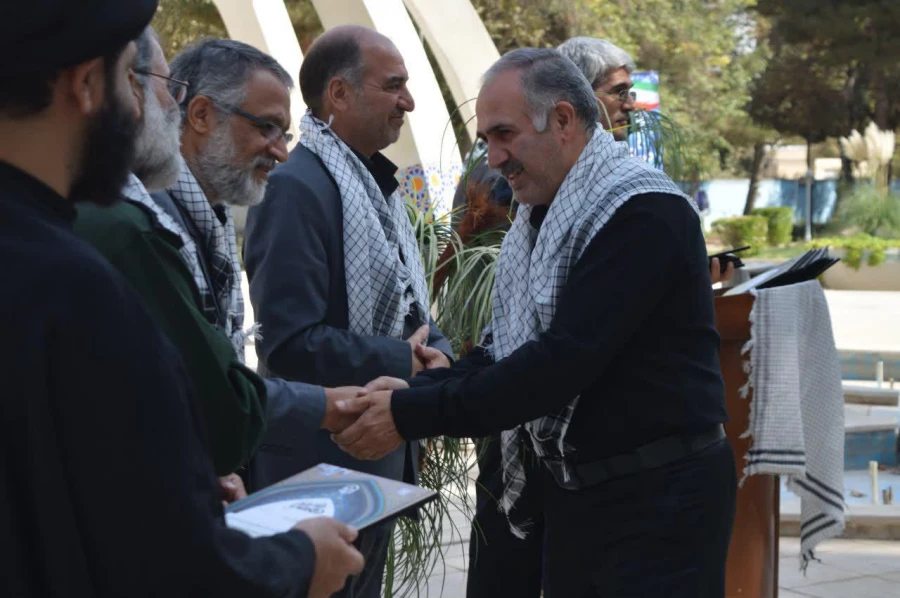 مراسم تجلیل از ایثارگران دانشگاه فرهنگیان استان خراسان رضوی  10