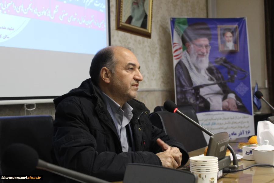 جلسه 4 ساعته مدیریت استان با فعالان تشکل های دانشجویی 2