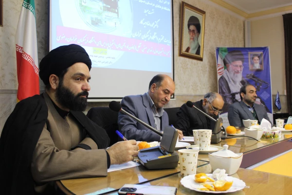 نشست صمیمانه فعالان تشکل های دانشجویی با مدیریت استان 5