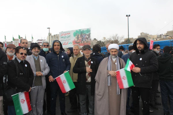 حضور باشکوه خانواده بزرگ دانشگاه فرهنگیان خراسان رضوی در اهپیمائی 22 بهمن 5