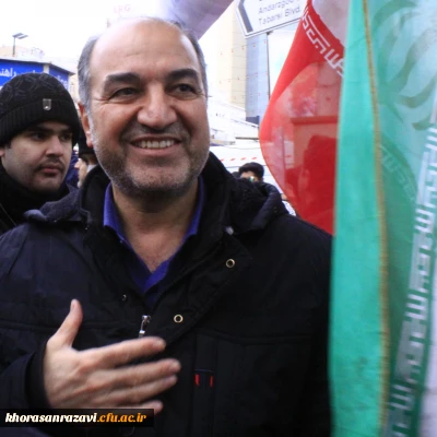 در پیامی از سوی مدیریت امور پردیس های استان خراسان رضوی صورت گرفت:

تشکر از حضور گسترده استادان ، کارکنان و دانشجویان دانشگاه فرهنگیان استان در راهپیمائی  22 بهمن