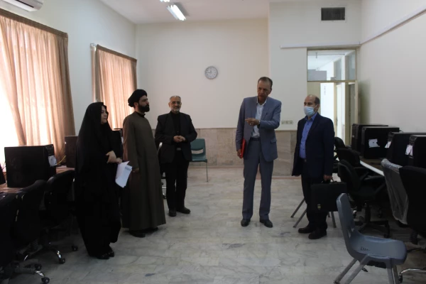 جلسه هم اندیشی مرکز نوآوری و کارآفرینی دانشگاه فرهنگیان استان خراسان رضوی 5