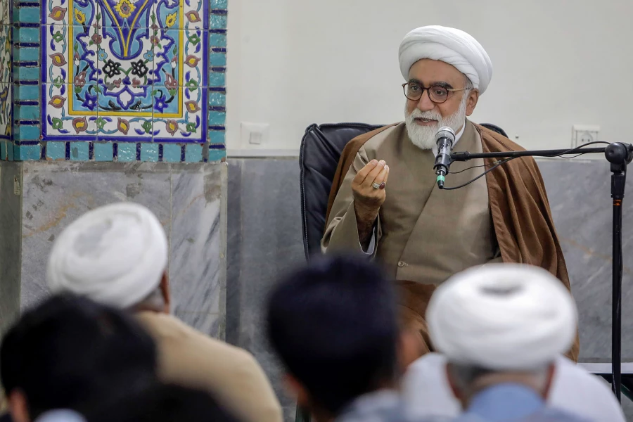 تولیت آستان قدس رضوی: معلمی نه یک شغل، بلکه رسالت و مسئولیت است 10