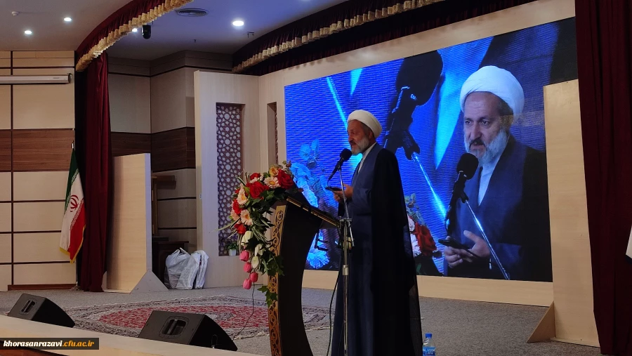 مقام معظم رهبری یک قله را برای ما ترسیم کرده اند که تمدن نوین اسلامی است 6