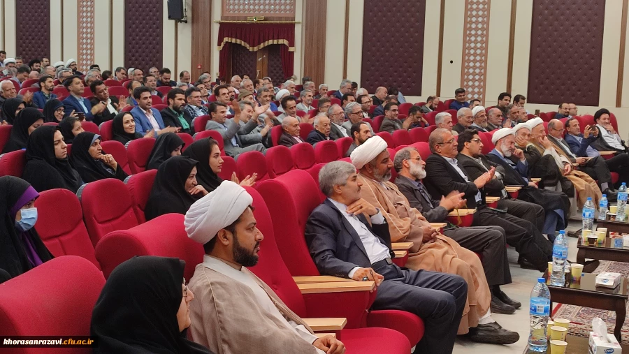 مقام معظم رهبری یک قله را برای ما ترسیم کرده اند که تمدن نوین اسلامی است 8