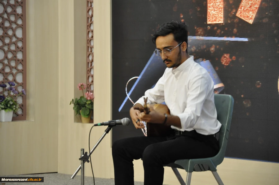 برپایی باشکوه آئین دانش آموختگی دانشجومعلمان پردیس شهید بهشتی 
 4