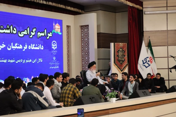 دانشجو سازنده جامعه است ولی این جریان سازندگی برای شما عزیزان دانشگاه فرهنگیان به مراتب قوی‎تر و واقعی‎تر است  16