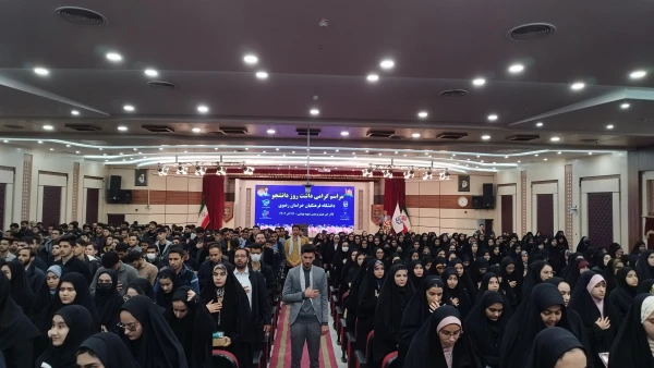 دانشجو سازنده جامعه است ولی این جریان سازندگی برای شما عزیزان دانشگاه فرهنگیان به مراتب قوی‎تر و واقعی‎تر است  17