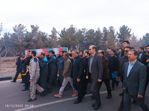 مراسم تشییع و تدفین شهید گمنام فاطمی در محل پارک علم و فناوری خراسان 2