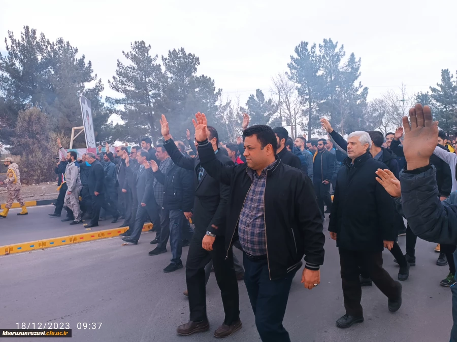 مراسم تشییع و تدفین شهید گمنام فاطمی در محل پارک علم و فناوری خراسان 6