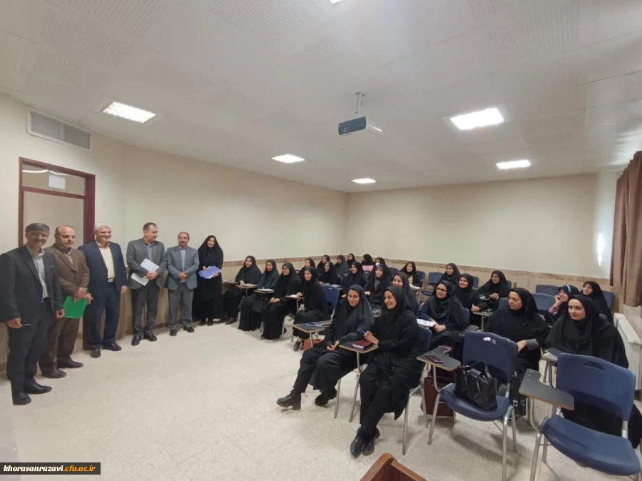 بازدید مسئولان حوزه معاونت نظارت و ارزیابی دانشگاه فرهنگیان از روند اجرای پودمان مهارت آموزی در پردیسها و مراکز خراسان رضوی 25