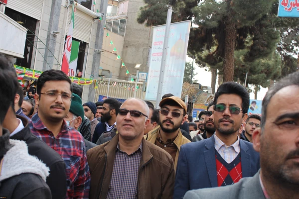 پیام قدردانی و تشکر مدیریت دانشگاه فرهنگیان خراسان رضوی از حضور باشکوه استادان، کارکنان و دانشجویان استان 7