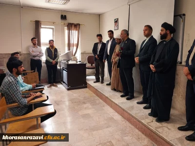 به مناسبت 12 اردیبهشت روز معلّم و تکریم استاد برگزار شد:

آیین «سپاس معلم»
