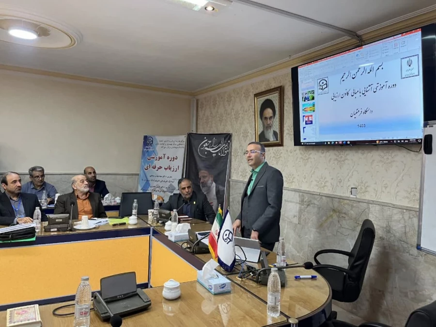 اولین دوره تربیت ارزیاب حرفه ای در دانشگاه فرهنگیان خراسان رضوی 4