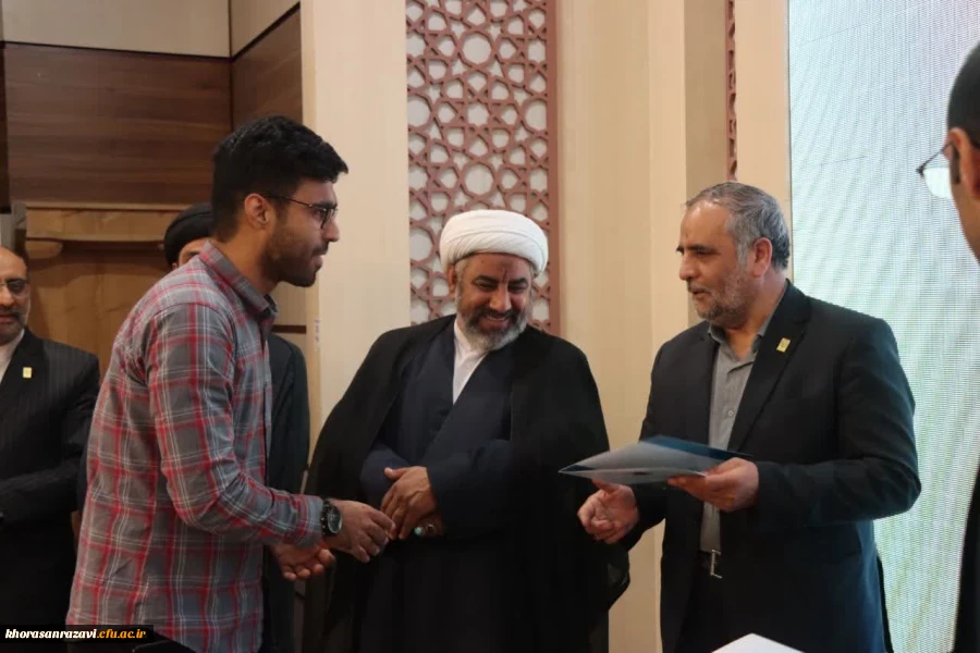 جشنواره دانشجویی تدریس برتر منطقه ۴ کشور 8