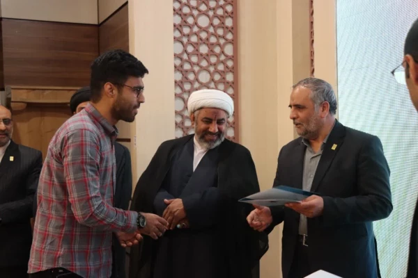 جشنواره دانشجویی تدریس برتر منطقه ۴ کشور 8