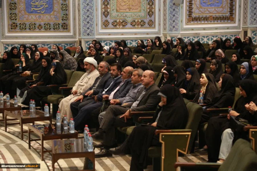 مراسم افتتاحیه سومین دورۀ اردوی زیارت اوّلی های دانشجومعلّم دانشگاه فرهنگیان سراسر کشور در حرم مطهّر رضوی برگزار شد. 5