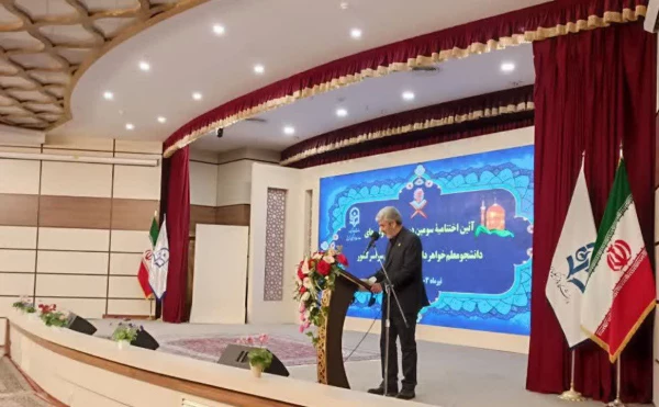 حضور رئیس دانشگاه فرهنگیان در مراسم اختتامیه سومین دورۀ زیارت اوّلی های دانشجومعّلمان خواهر سراسر کشور 6