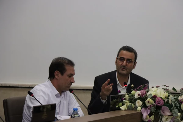 نحوه برنامه ریزی آموزشی و تشریح قوانین حوزه آموزشی و طرح مباحث گروه های آموزشی در اولین جلسه معاونان آموزشی دانشگاه فرهنگیان کشور در مشهد 5