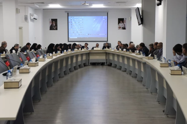 نحوه برنامه ریزی آموزشی و تشریح قوانین حوزه آموزشی و طرح مباحث گروه های آموزشی در اولین جلسه معاونان آموزشی دانشگاه فرهنگیان کشور در مشهد 7