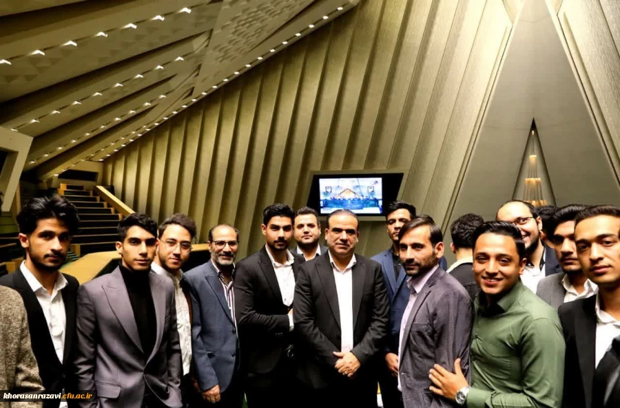  بازدید دانشجو معلمان دانشگاه فرهنگیان استان خراسان رضوی از مجلس شورای اسلامی 2