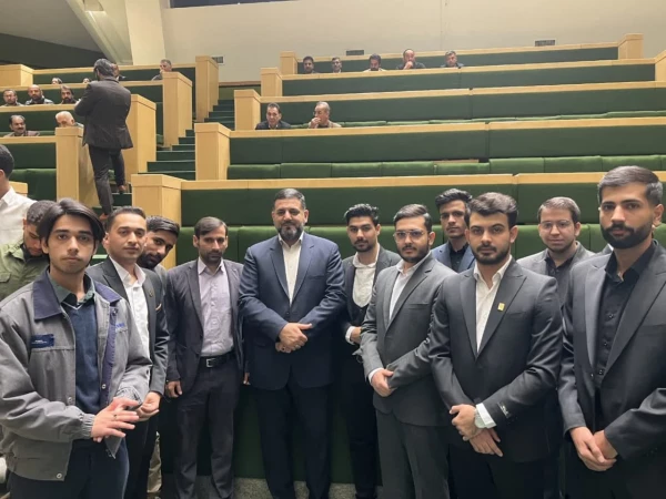  بازدید دانشجو معلمان دانشگاه فرهنگیان استان خراسان رضوی از مجلس شورای اسلامی 8