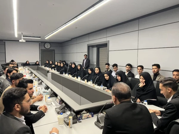  بازدید دانشجو معلمان دانشگاه فرهنگیان استان خراسان رضوی از مجلس شورای اسلامی 12