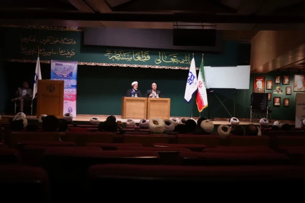 تبیین مسائل مالی توسط معاونت توسعه منابع دانشگاه  2