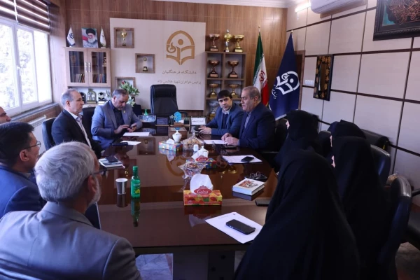 انعقاد تفاهم نامه  ساخت سرای دانشجویی  به مساحت 4000 متر در پردیس شهید هاشمی نژاد 3