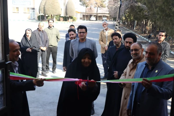 افتتاح نمازخانه حضرت زهرا و پیست دو میدانی در مرکز ثامن الحجج(ع) 4