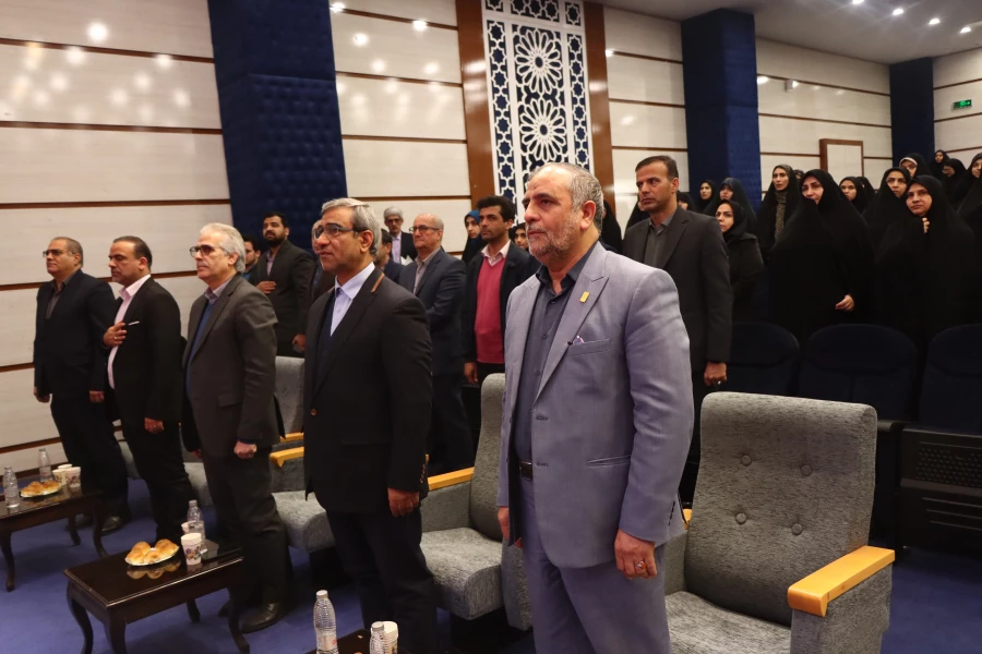 برای داشتن جامعه ای پویا و به روز، باید عالی ترین معلمان را تربیت کنیم 3