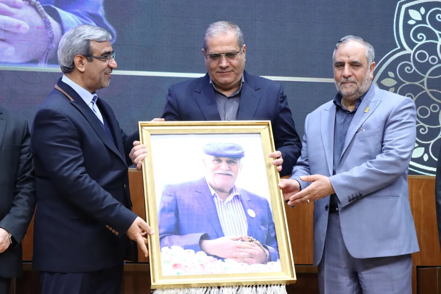 برای داشتن جامعه ای پویا و به روز، باید عالی ترین معلمان را تربیت کنیم 10