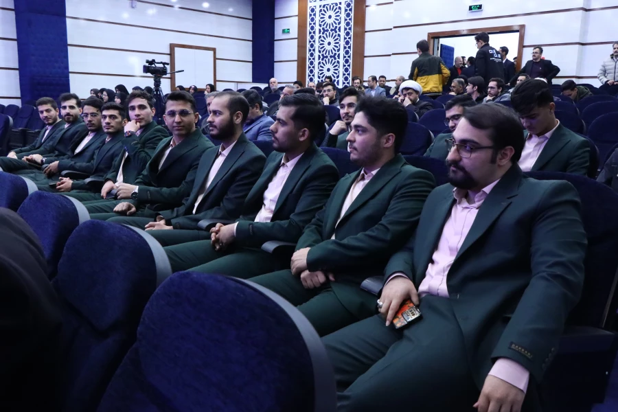 برای داشتن جامعه ای پویا و به روز، باید عالی ترین معلمان را تربیت کنیم 17