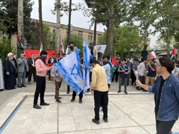  تجمع جامعه دانشگاهی شهر مشهد در دانشگاه فرهنگیان خراسان رضوی در محکومیت جنایات رژیم صهیونی علیه مردم مظلوم فلسطین و غزه با حضور استادان، کارکنان و دانشجویان  2