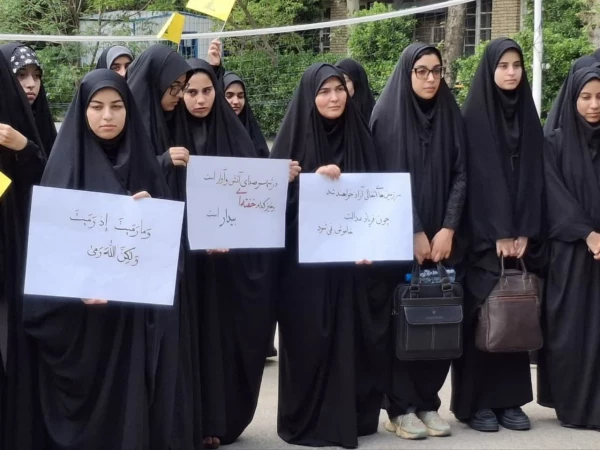  تجمع جامعه دانشگاهی شهر مشهد در دانشگاه فرهنگیان خراسان رضوی در محکومیت جنایات رژیم صهیونی علیه مردم مظلوم فلسطین و غزه با حضور استادان، کارکنان و دانشجویان  3