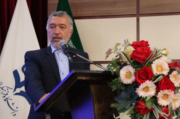 همزمان با دهه کرامت و میلاد حضرت رضا(ع) آئین بزرگداشت مقام استاد در خراسان رضوی برگزار شد
  5