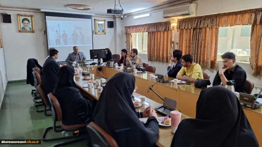 کارگاه توجیهی دانشجویان راه یافته به مرحله منطقه ای جشنواره الگوهای برتر تدریس برگزار شد 2