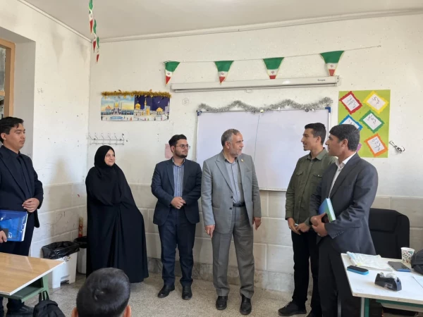 نشست مشترک ریاست دانشگاه فرهنگیان خراسان رضوی با بخشدار ملک آباد   3