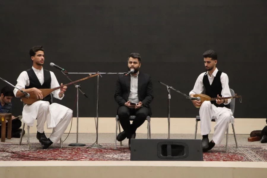 بزرگداشت حکیم ابوالقاسم فردوسی و حکیم عمر خیام در دانشگاه فرهنگیان خراسان رضوی برگزار شد.
 4