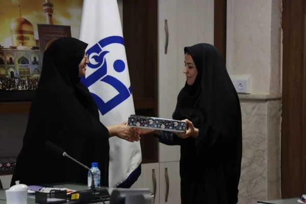 از دبیران علمی و اجرایی جشنواره تخصصی تدریس برتر دانشگاه فرهنگیان خراسان رضوی تجلیل شد 2