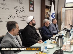 استادان بازنشسته سرمایه هایی هستند که فقط یک حکم سازمانی برای آنها صادر شده و باید حرمت این عزیزان، حفظ شود 15