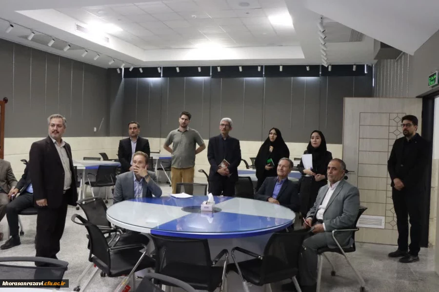 بازدید هیات نظارت، ارزیابی و تضمین کیفیت وزارت علوم تحقیقات و فناوری از پردیس های دانشگاه فرهنگیان مشهد

 3